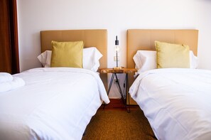 4 chambres, fer et planche Ă repasser, Wi-Fi gratuit, draps fournis