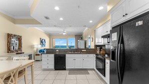 Coffee/tea maker, fridge, microwave, oven - Beachfront resort condo w/ Gulf balcony views (Panama City Beach)