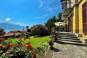 Family Apartment, Multiple Bedrooms, Beachside (Giardino Floreale di Menaggio) | Terrace/patio - Giardino Floreale di Menaggio (Menaggio)