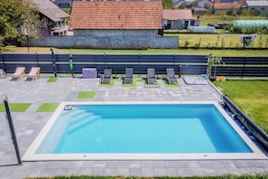 Family House, 2 Bedrooms, Refrigerator & Microwave (Villa Joy With Pool and Hot Tub) | Private pool