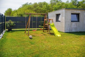 Children's play area - outdoor
