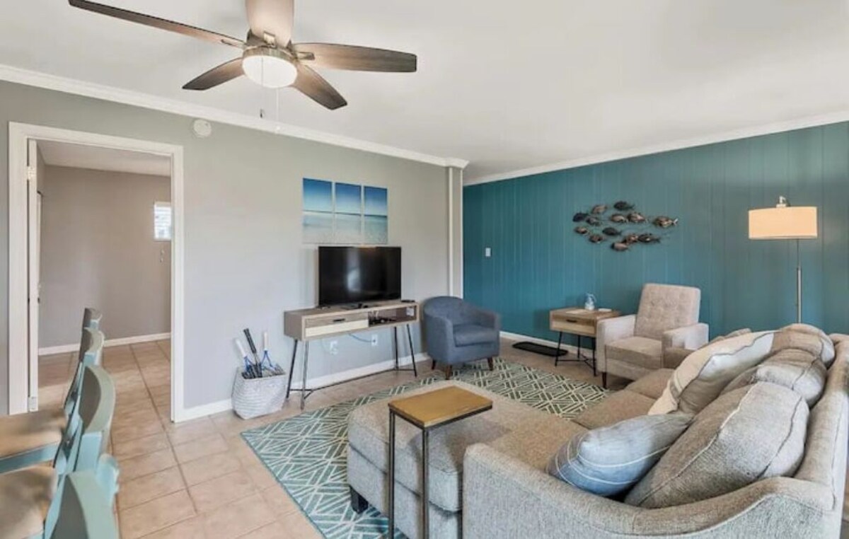 Photo 12 of Blue Pearl 1 bedroom, 2 bath condo - sleeps 6 , Pet friendly.