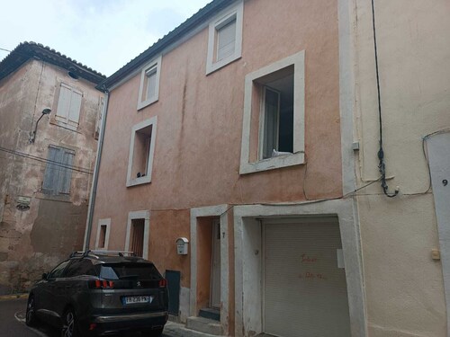 2-bedroom apartment for 5 people including 4 adults