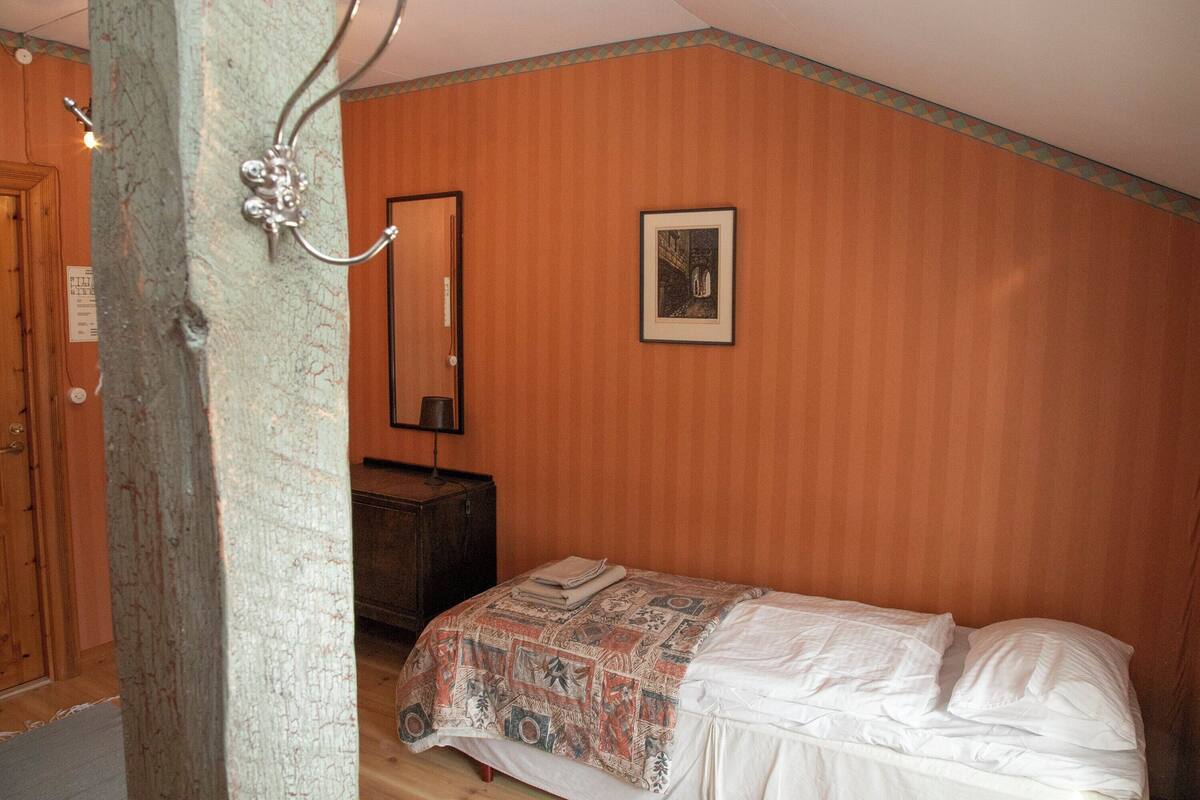 Basic Double Room, Lake View
