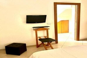 2 Schlafzimmer, Bügeleisen/Bügelbrett, WLAN, Bettwäsche