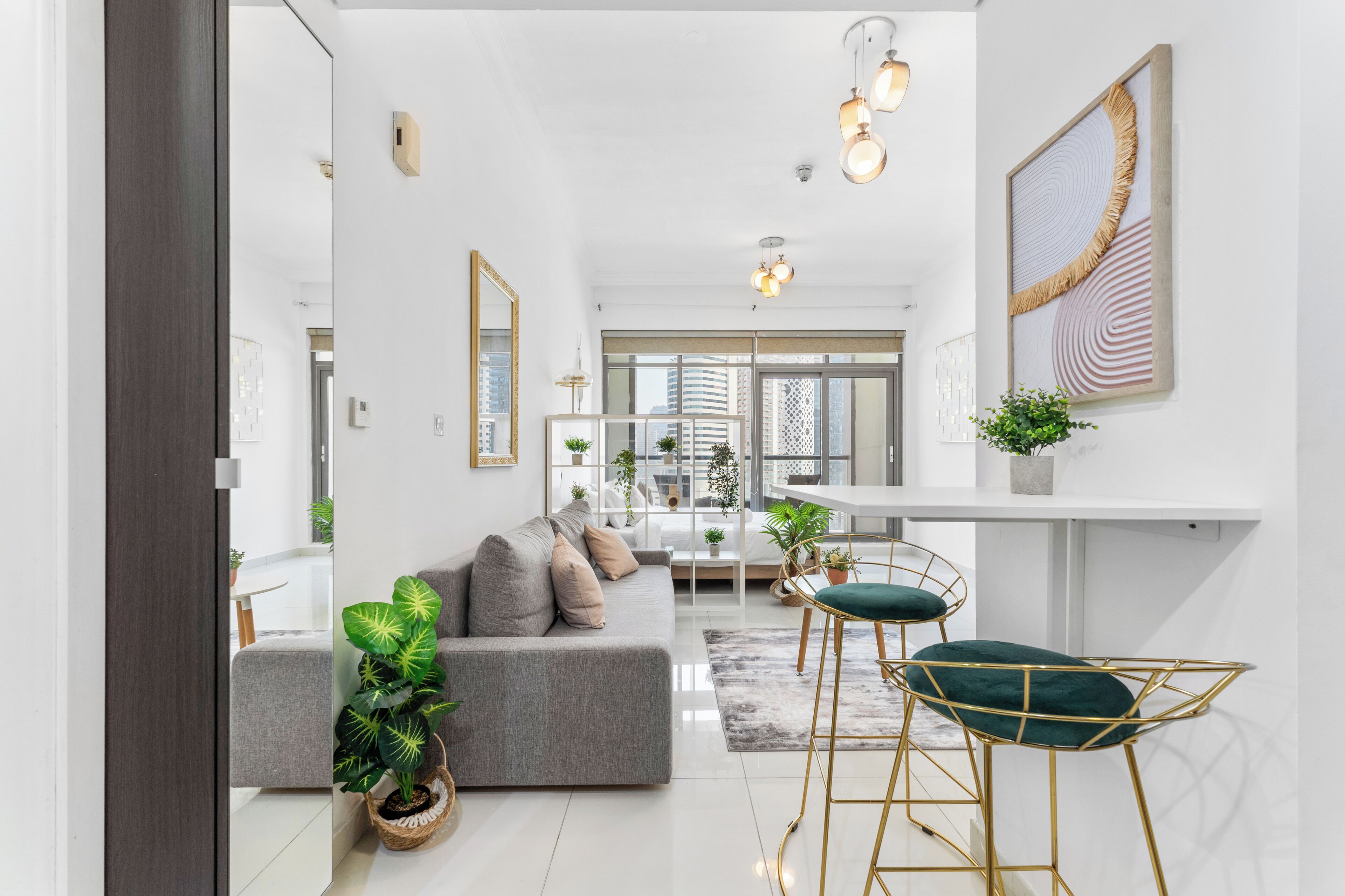 デラックス スタジオ バルコニー カナルビュー | リビング エリア | 薄型テレビ