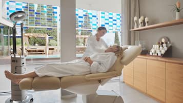 Sauna, steam room, body treatments, deep-tissue massages, Thai massages