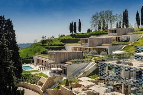 Fachada del alojamiento. Eden Reserve Hotel