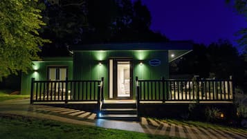 Cabin | Exterior