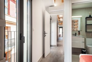Premium Apartment | Bathroom - Myflats Central   (Alicante)