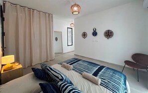 4 chambres, fer et planche à repasser, Wi-Fi gratuit, draps fournis