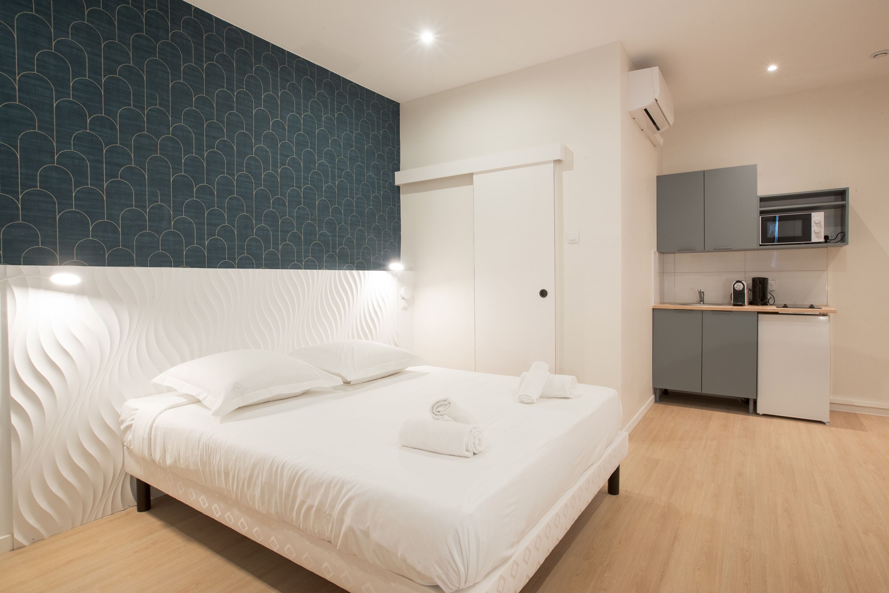 Comfort Suite, Ensuite | Desk, laptop workspace, free WiFi