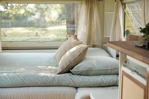 1 bedroom, WiFi, bed sheets - Horizon - L'évasion Autonome (Cysoing)