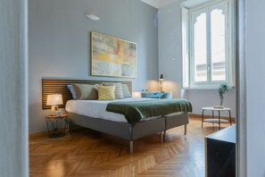 4 slaapkamers, een strijkplank/strijkijzer, gratis wifi, beddengoed