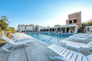 Exterior - M&N Holiday Resort (Ulcinj)