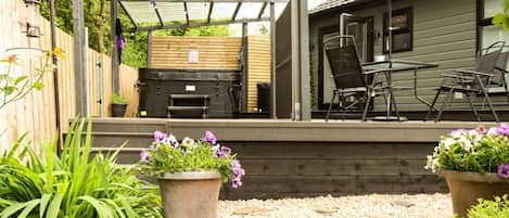 Cabin | Exterior