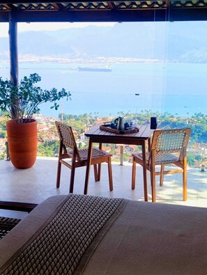 Studio Suite tiện nghi đơn giản, ban công, quang cảnh biển | Hiên