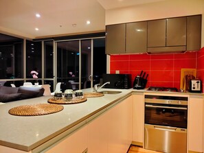 Private kitchen - Adelaide Central Skyline Panoramic Suite (Adelaide)