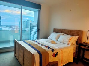 Luxury Apartment, Balcony, Ocean View - Adelaide Central Skyline Panoramic Suite (Adelaide)