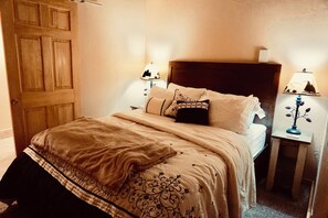 2 slaapkamers, een strijkplank/strijkijzer, wifi, beddengoed