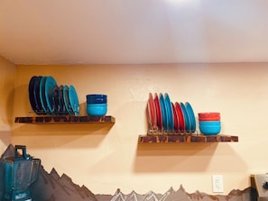 Interior - Cozy 2-bedroom condo in wonderful Steamboat Springs with WiFi. (Steamboat Springs)