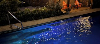 West Park retreat luxury salt water hot tub and heated fiberglass inground pool
