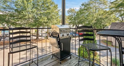 Stylish & Centrally-Located 2 bed/2 bath Condo in Auburn, AL
