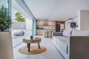 Exclusive Villa, Sea View