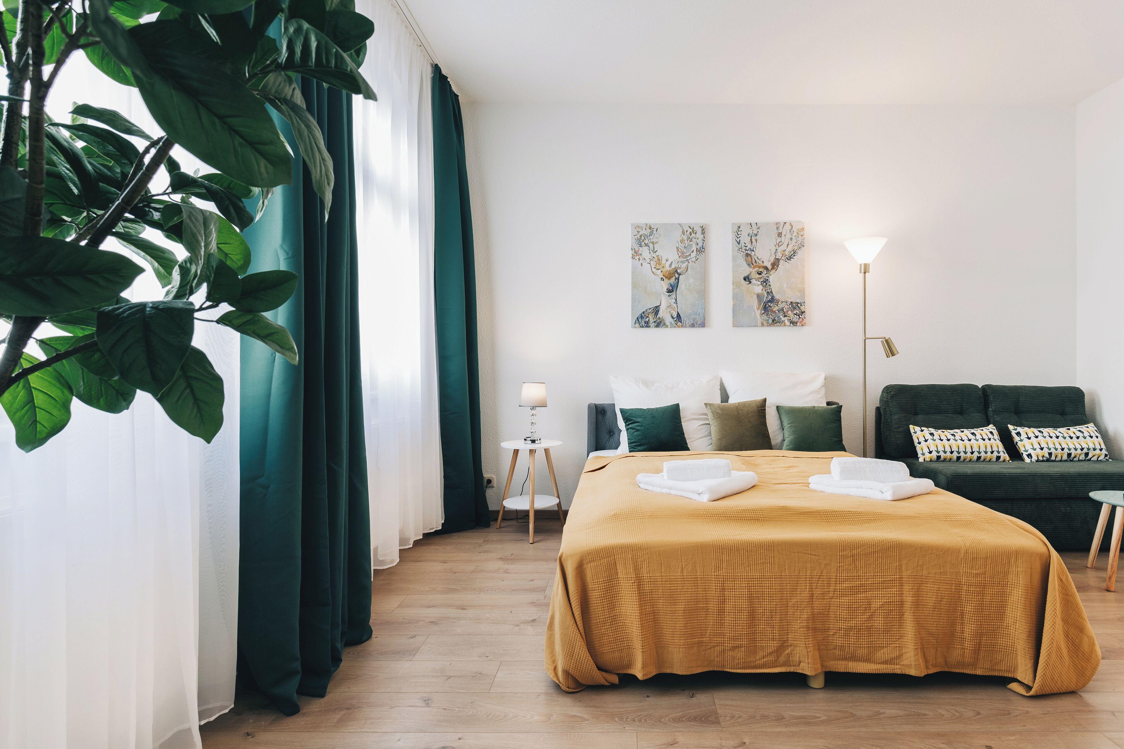 2 makuuhuonetta, silitysrauta/-lauta, vauvan matkasänky, ilmainen Wi-Fi