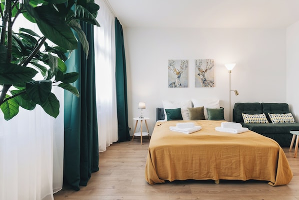 2 bedrooms, iron/ironing board, travel crib, free WiFi