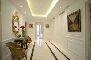 Lobby sitting area - L'Hôtel Particulier La Marsa (La Marsa)