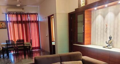 Spacious 3-bedroom apartment with AC, WiFi in tranquil Ludhiana