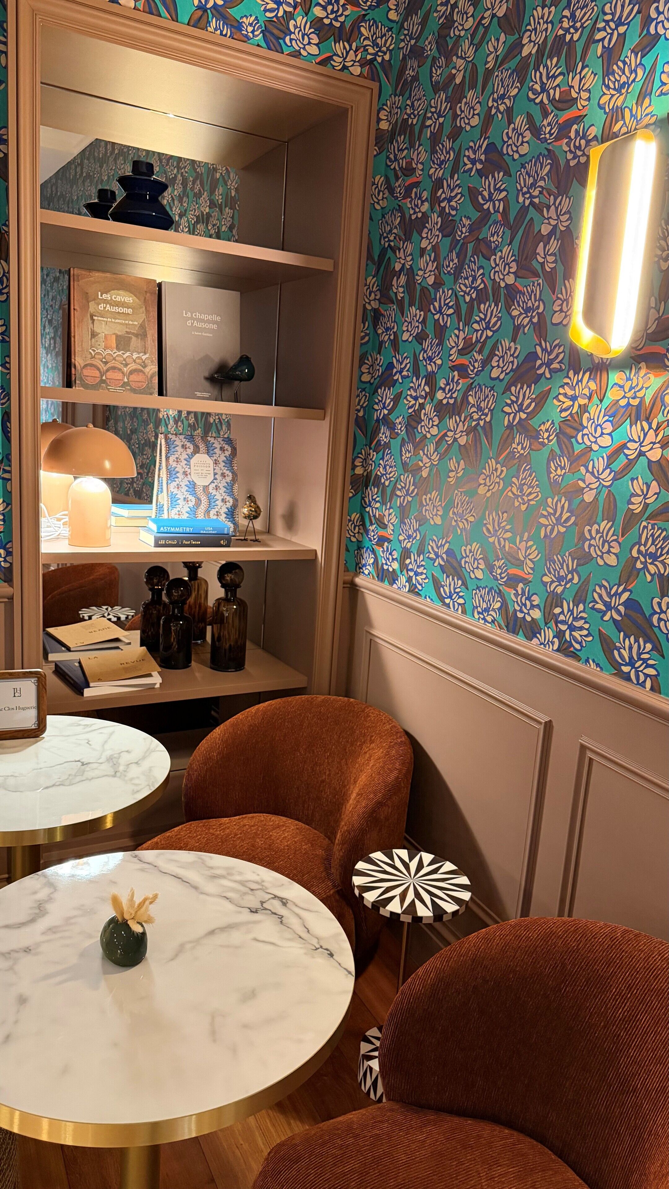 Khu tiếp khách ở sảnh