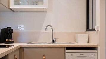 Fridge, microwave, oven, dishwasher