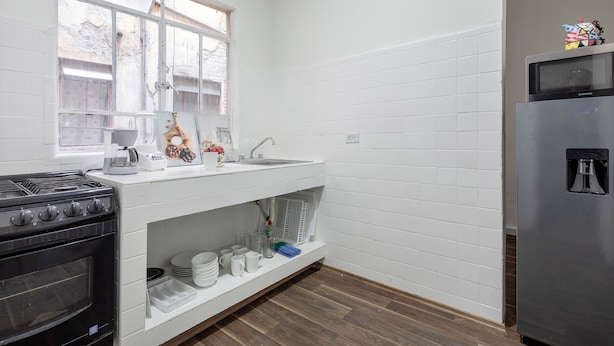 Apartment | Private kitchen | Fridge, microwave, oven, stovetop - Relax in Style - Roma Norte 3BR - Fast Wifi (Mexico City)