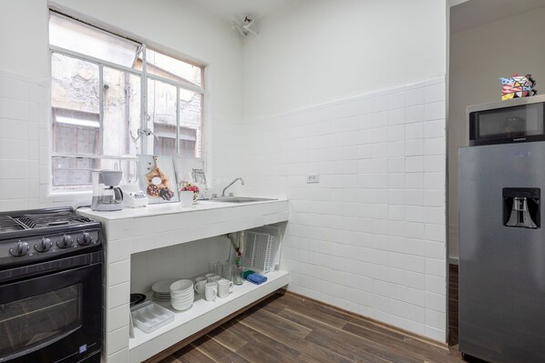 Leilighet | Eget kjøkken | Kjøleskap, mikrobølgeovn, ovn og kokeplater