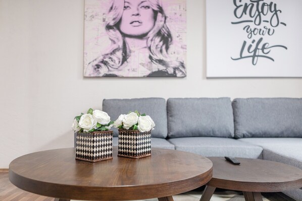 Living area - Chic City Living - Roma Norte -laundry- Sleeps 7 (Mexico City)