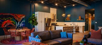 'Green Door' Downtown Loft