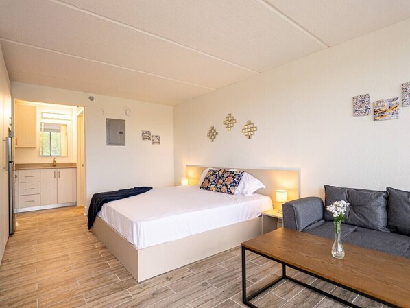 1 chambre, bureau, Wi-Fi, draps fournis
