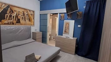1 chambre, fer et planche Ă  repasser, Wi-Fi, draps fournis