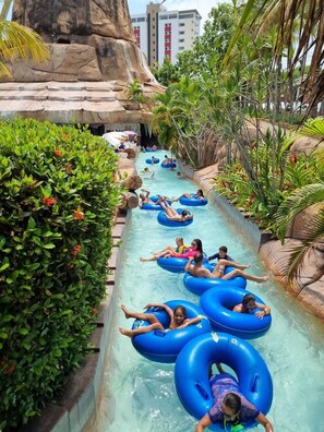 Piscine extérieure, piscine chauffée