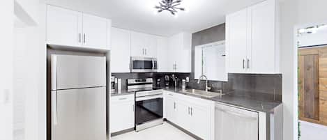 House | 5 bedrooms, Internet