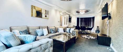 House | Living area | TV