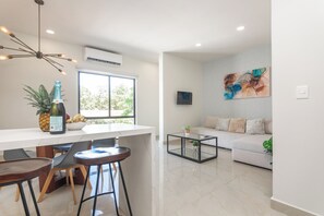 Lägenhet - balkong | Vardagsrum | LED-tv