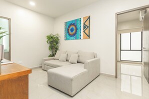 Standaard appartement | Woonruimte | Ledtelevisie