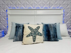 2 bedrooms, in-room safe, iron/ironing board, free WiFi