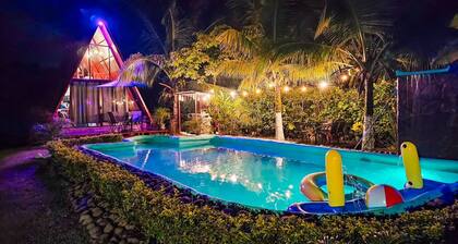 Charming villa in La Fortuna, Alajuela with AC, WiFi and private pool