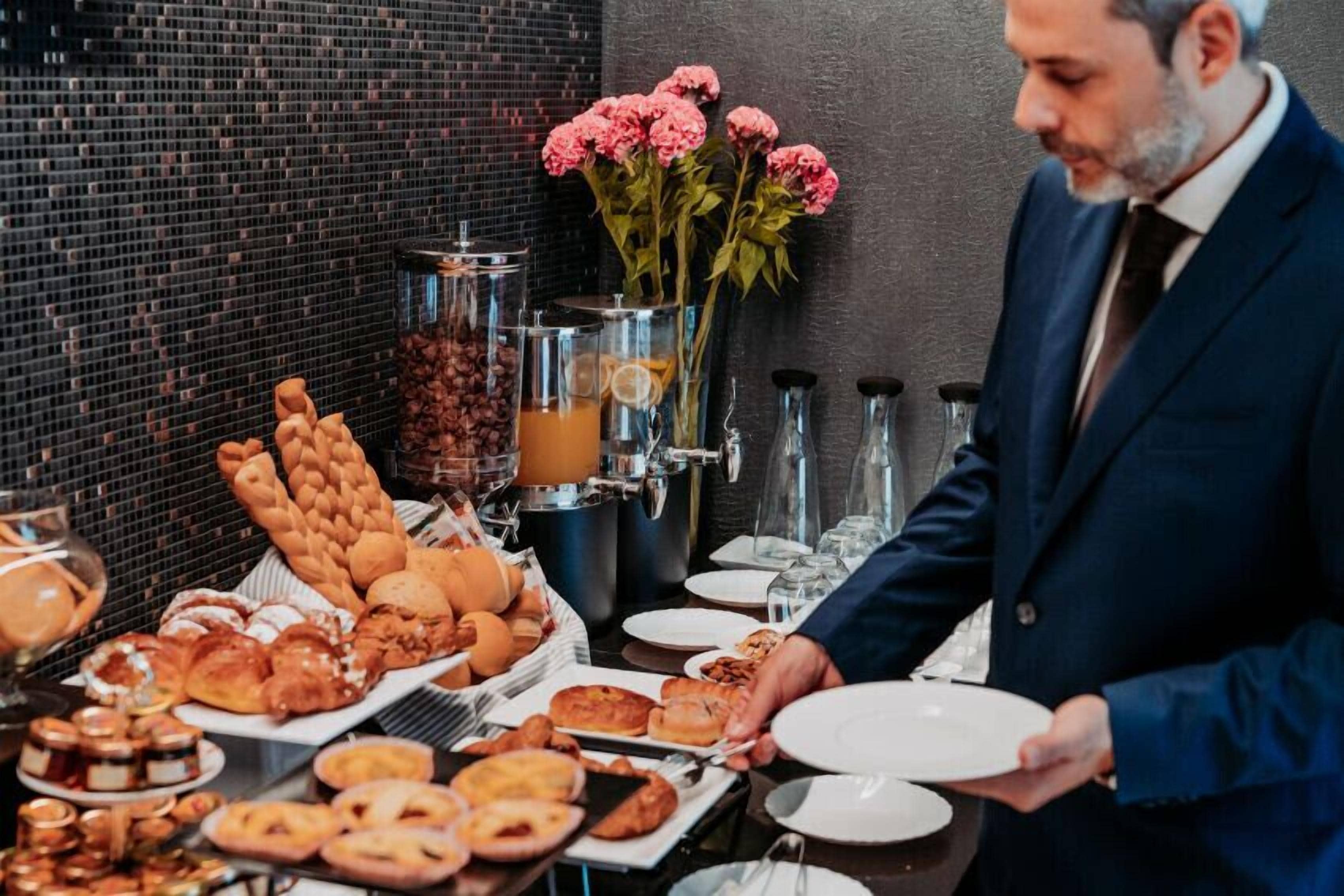 Tägliches inbegriffenes Frühstücksbuffet