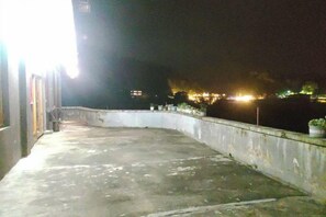 Photo non classée, 2 sur 20, bouton