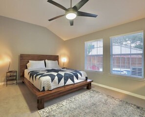 4 chambres, bureau, fer et planche à repasser, Wi-Fi gratuit